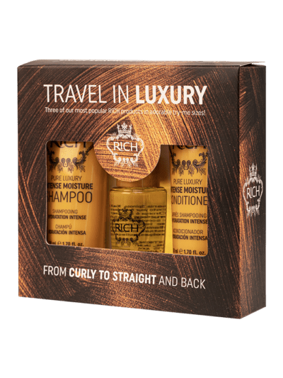 RICH Travel in Luxury Set
